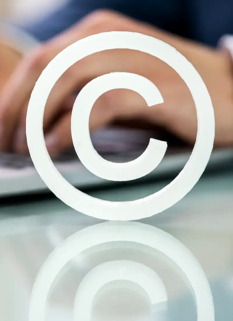 copyright rett advokater symbol